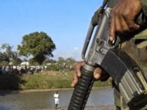 Un Soldat dominicain a abattu  un Haïtien dans la Rivière  Massacre